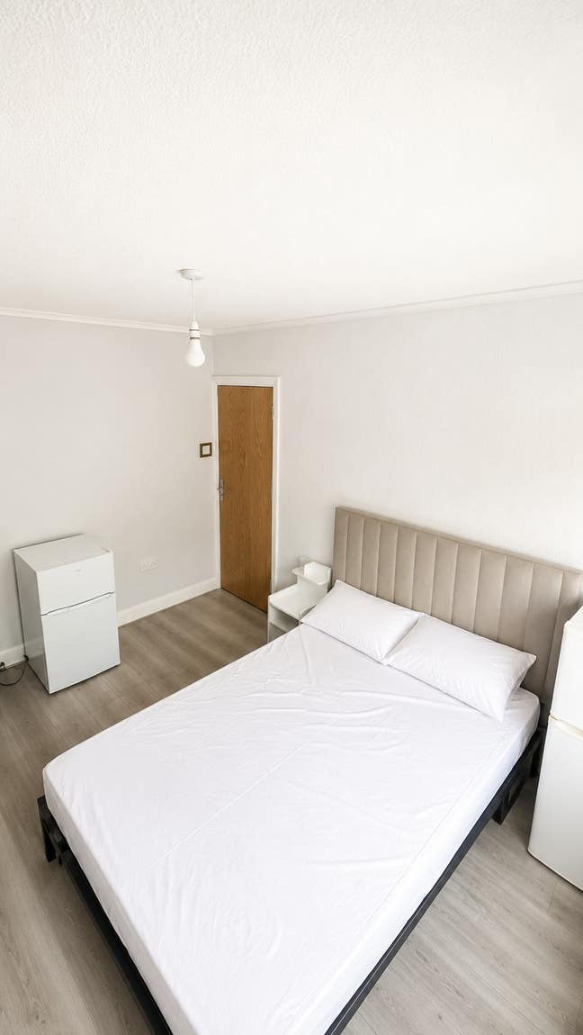 Tottenham Hale | 0 Deposit | Couples Welcome Main Photo