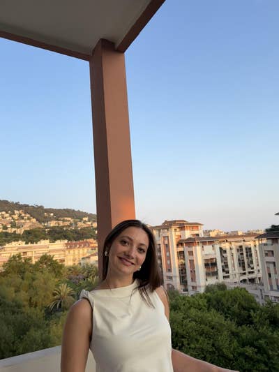 Looking for a room or buddy-up :) Main Photo