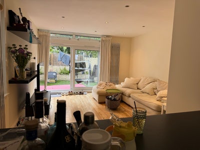 Short rent of my lovely room Main Photo