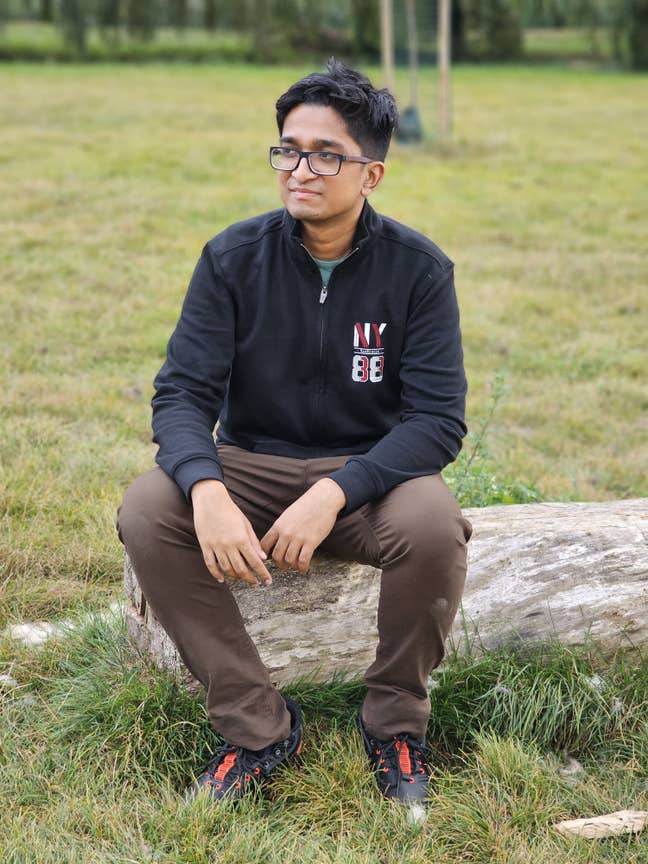 22 Year Old Male Seeks a Single or Double Room Main Photo