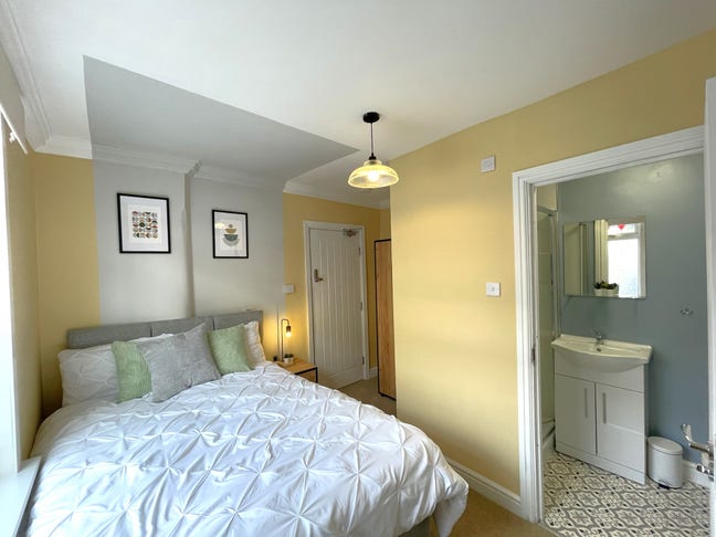 Stunning Double Room -Centre Mansfield Main Photo