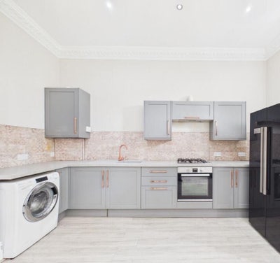 Boutique Style 2 Bedroom Apartment  Main Photo