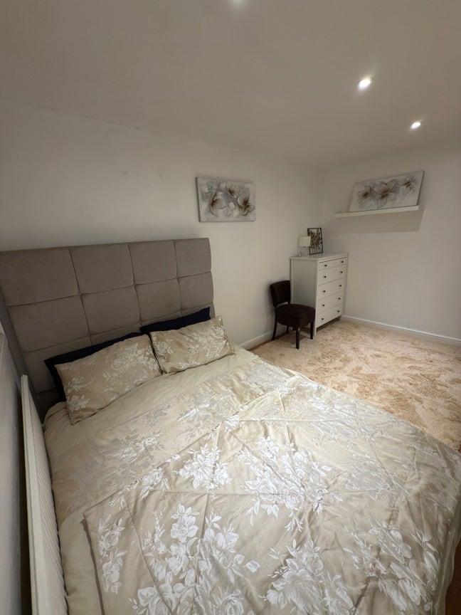 2 Double Rooms | Bills Incl | Refurb 3-Bed  Main Photo