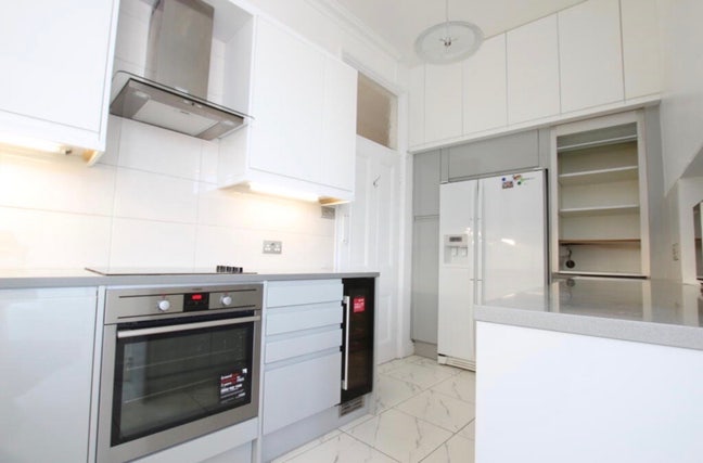 *Incredible Luxury Modern Property Central London* Main Photo