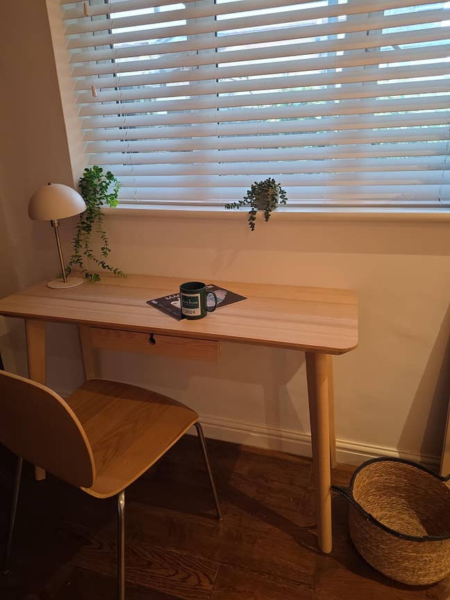 En-Suite with Lounge/office & Private garden Main Photo