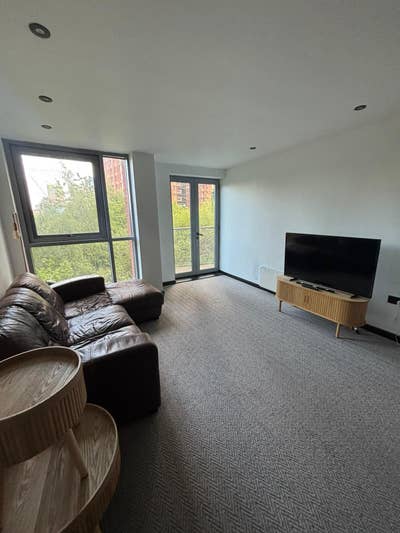 City Centre 2 Bedroom Apartment Main Photo