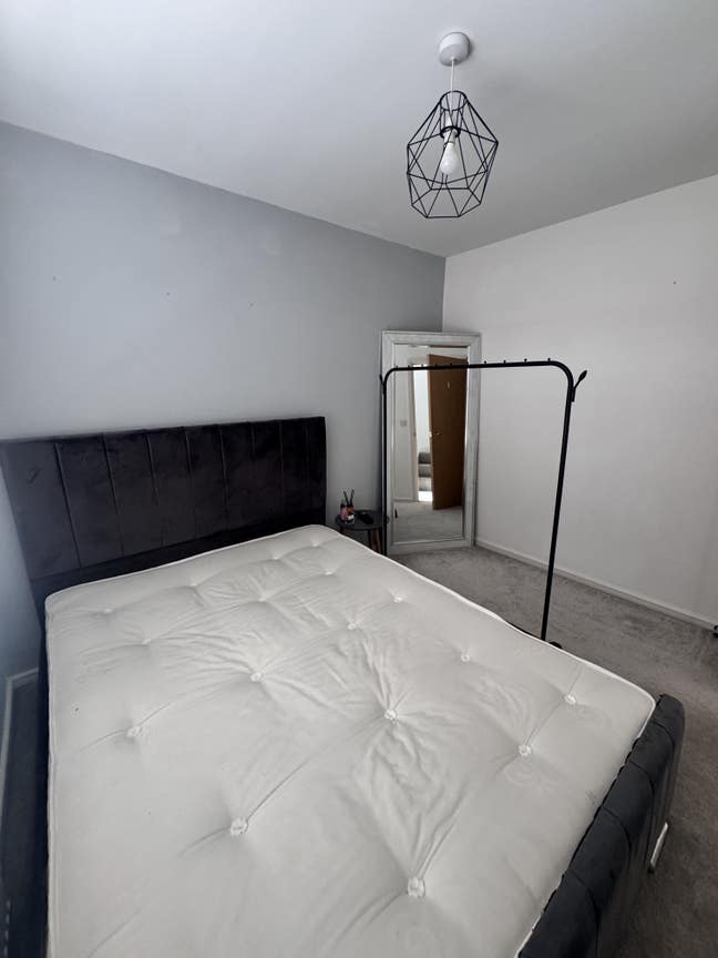 Double Bedroom, Private Bathroom, Waredrobe room Main Photo