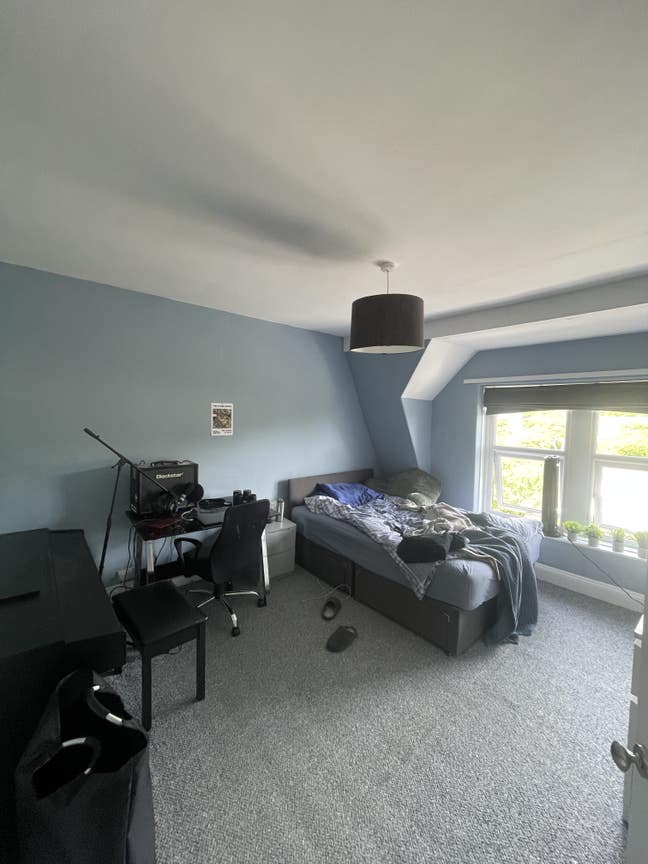 Double room to let  Main Photo