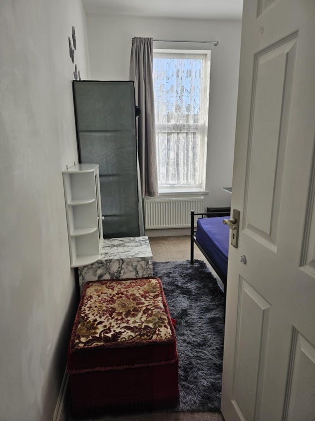 Single room for rent. Main Photo