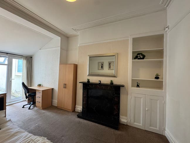🌟 Modern Double Room with All Bills Included! 🌟 Main Photo