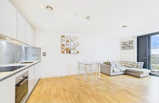 1 Bedroom Furnshed Apartment in Lewisham Main Photo