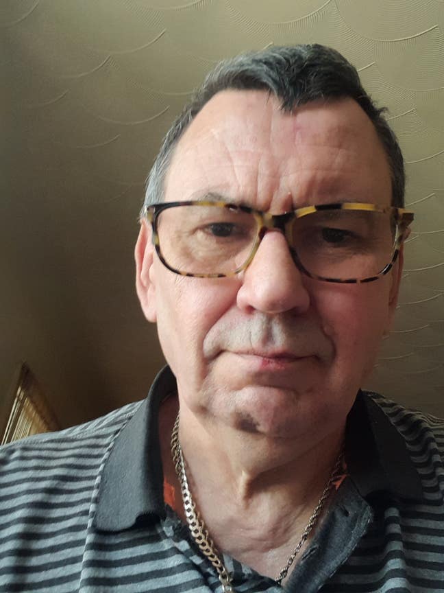 Professional Male seeks a double room Main Photo