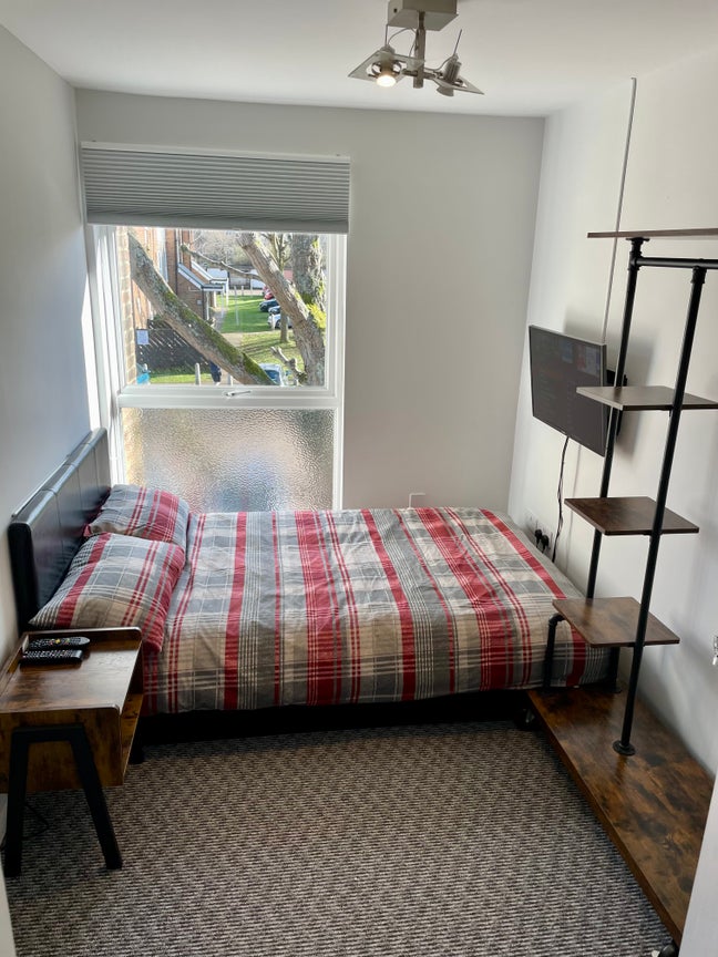 Room to rent in shared flat  Main Photo
