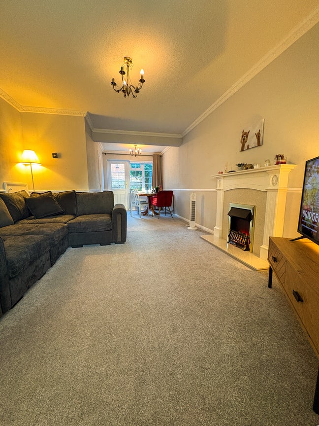 Furnished Double Room | &pound;680 Pcm | All Bills Main Photo