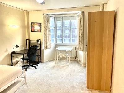 Bright 27 sqm studio, furnished, new Kitchen/bath Main Photo