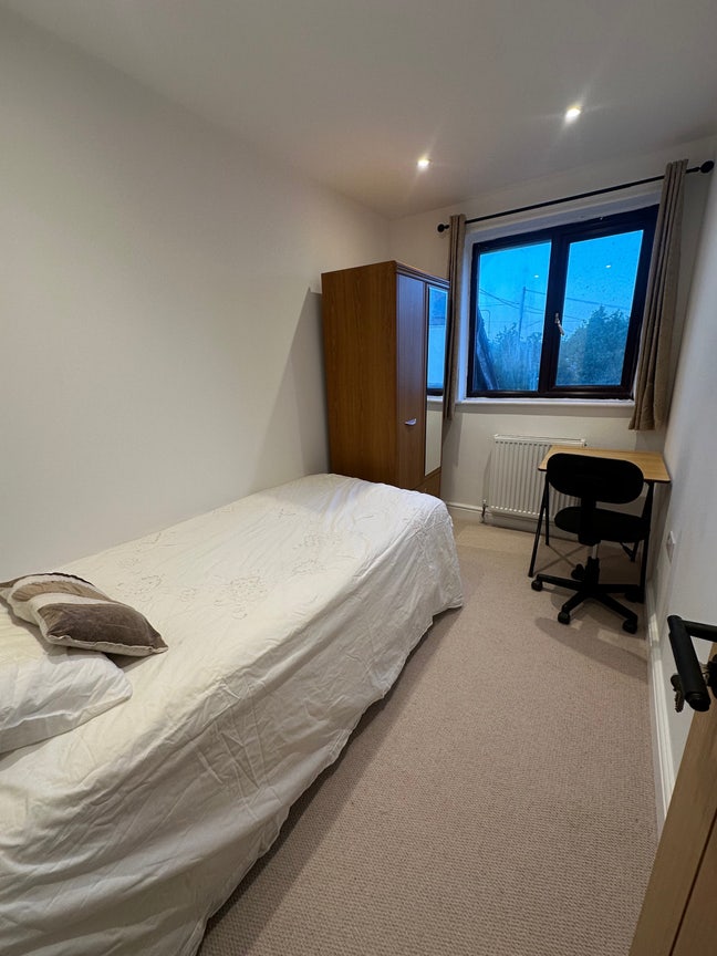 Single room in prime North Abingdon location Main Photo