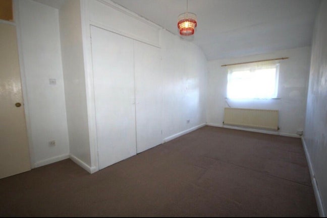 Large Double Room + Large Single, Old Town, SG1  Main Photo