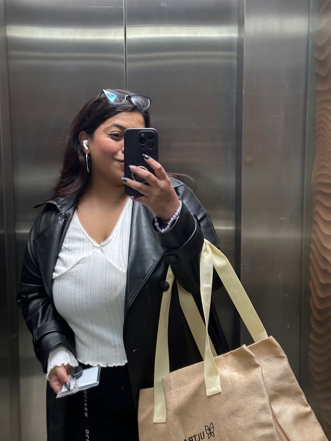 Female buddy up to rent a 2 bed apartment Main Photo