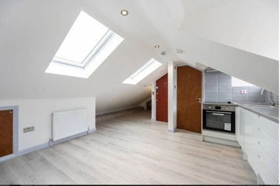 Self contained studio flat Main Photo