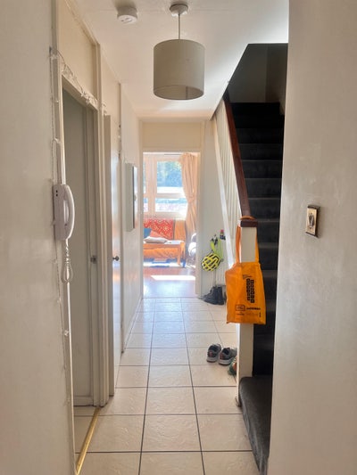 Double room in 3 bed just off Columbia Rd 🌻 Main Photo