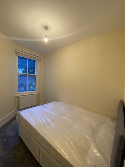 Perfectly Located Double Room  Main Photo