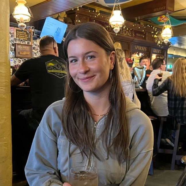 Sociable professional seeking fun & tidy flatshare Main Photo