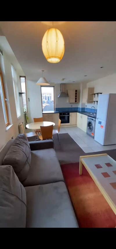 Room in a Furnished 2-Bed Appartment, NQ Main Photo