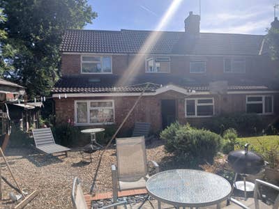 1 Single room available close to AWE Main Photo