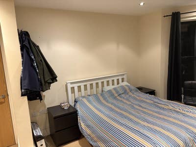 Large Double Bed  Main Photo