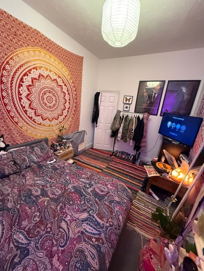 Room for Rent in Two Bedroom Flat Share Main Photo