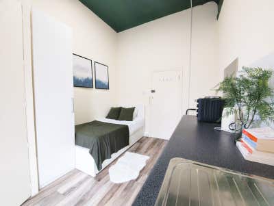 Single Room with a Balcony - Zone 1 (Pimlico) Main Photo
