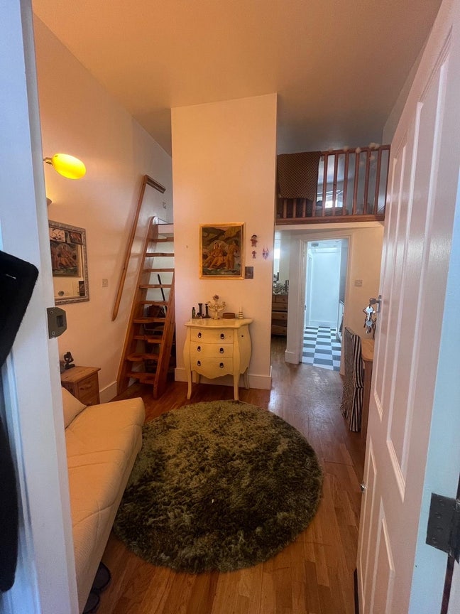 Sublet studio apartment Camden Main Photo