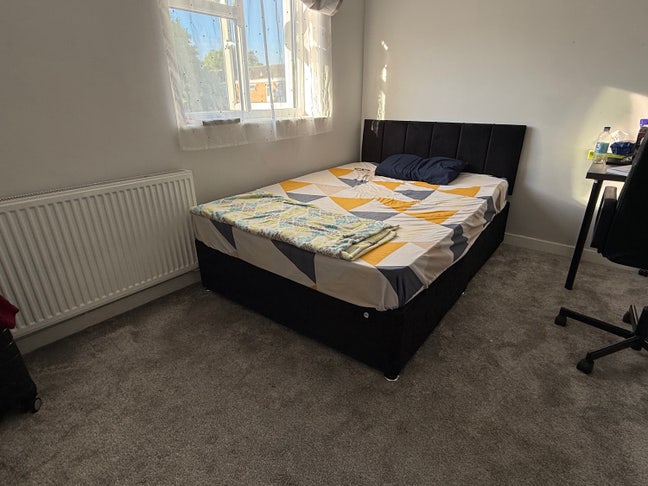 1 Bed Houseshare  Main Photo