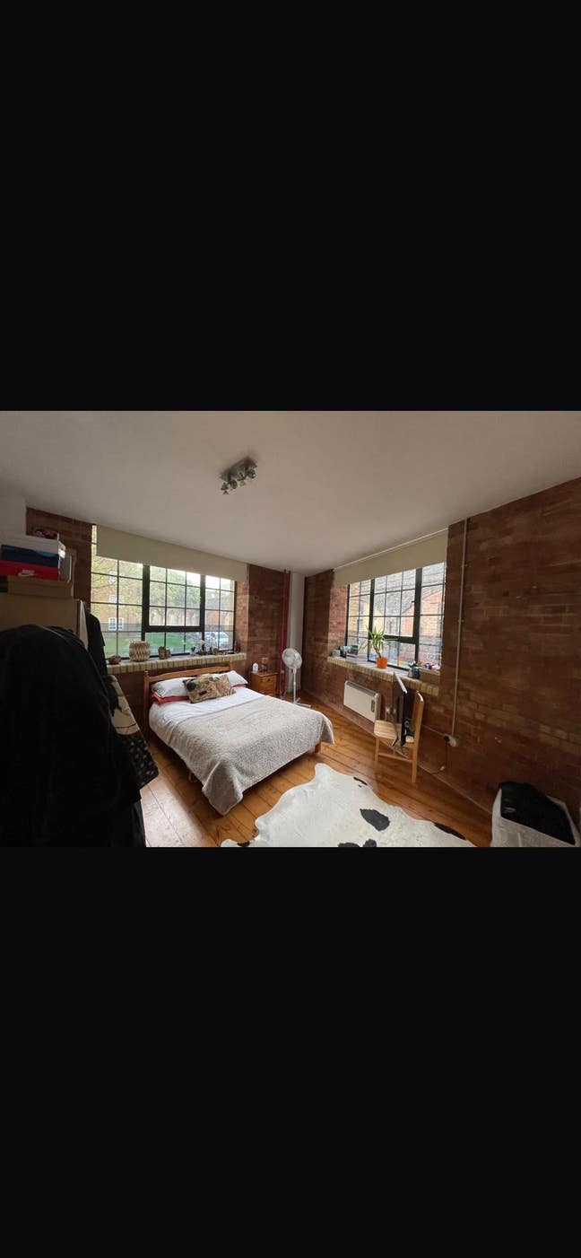 Spacious double room in Aldgate east Main Photo