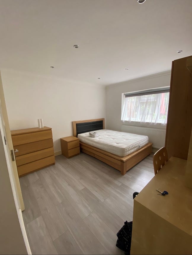 Room to Rent Canary Wharf All Bills and Wifi Inc Main Photo