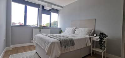 Amazing One Bed Flat Kingsbury NW9 8BB Main Photo