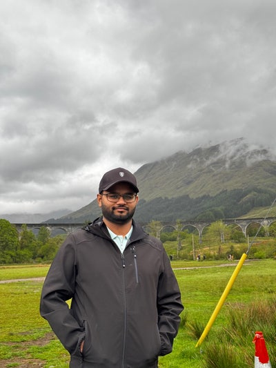 27yr Male professional looking for a buddy up  Main Photo