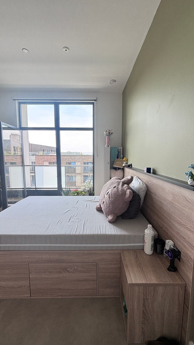 Shared Room for Rent Main Photo