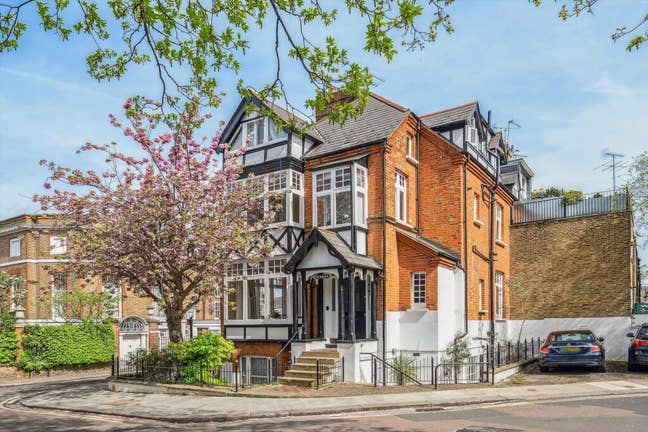 Beautiful Victorian Flat Near Richmond Riverside Main Photo