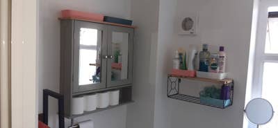 Nice Furnished Room ..... Main Photo