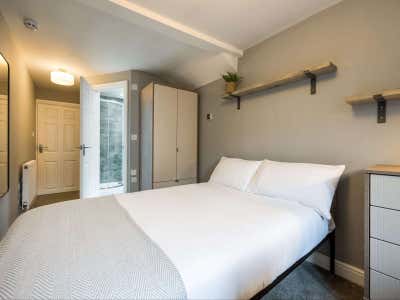 Brand New Ensuite Rooms! 🏡 Middleton Road Main Photo