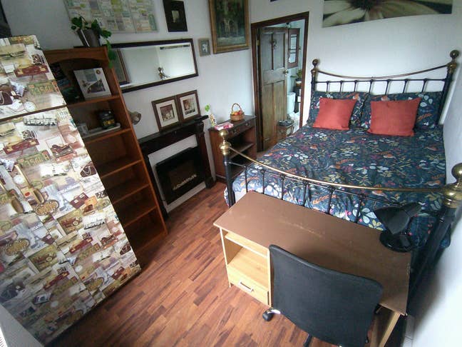 Home offering perfect mix of study & entertainment Main Photo