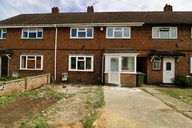3 double-bedroom Luxury living in Guilford Availab Main Photo