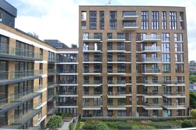 Luxury All-Inclusive Professional Houseshare |SE18 Main Photo
