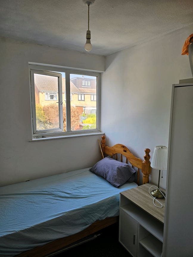 Cosy & Bright Single Room in  Main Photo