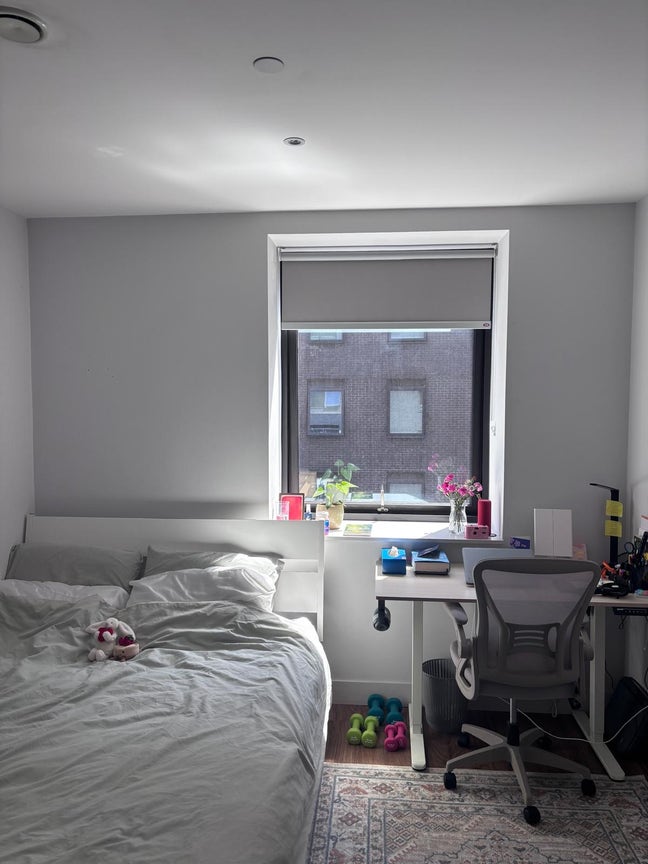 Double ensuite room - unfurnished  Main Photo