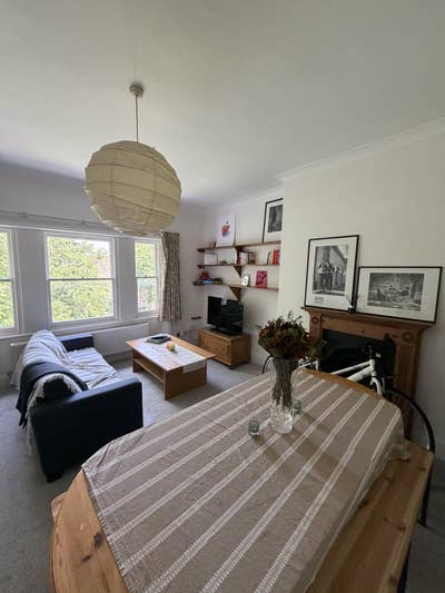 Stunning 2-bed Victorian flat in Primrose Hill Main Photo