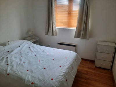 Two beautiful rooms in Old Farm Park  Main Photo