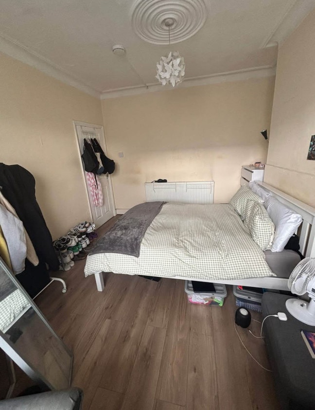 Double room in Tottenham Hale. With Garden.  Main Photo