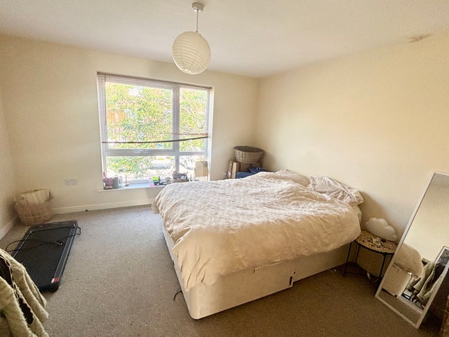 Super Large Double near Uni/ MRI/ City Centre Main Photo